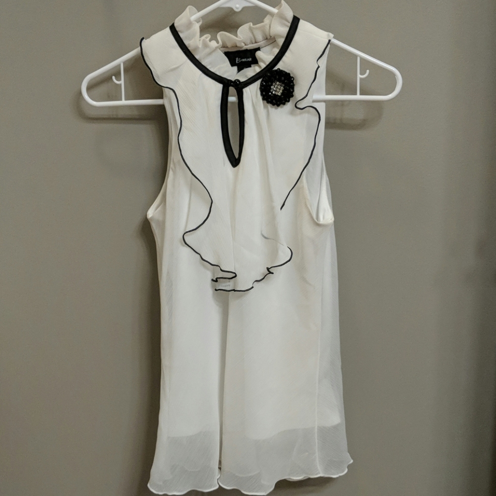 B•WEAR Sleeveless Top